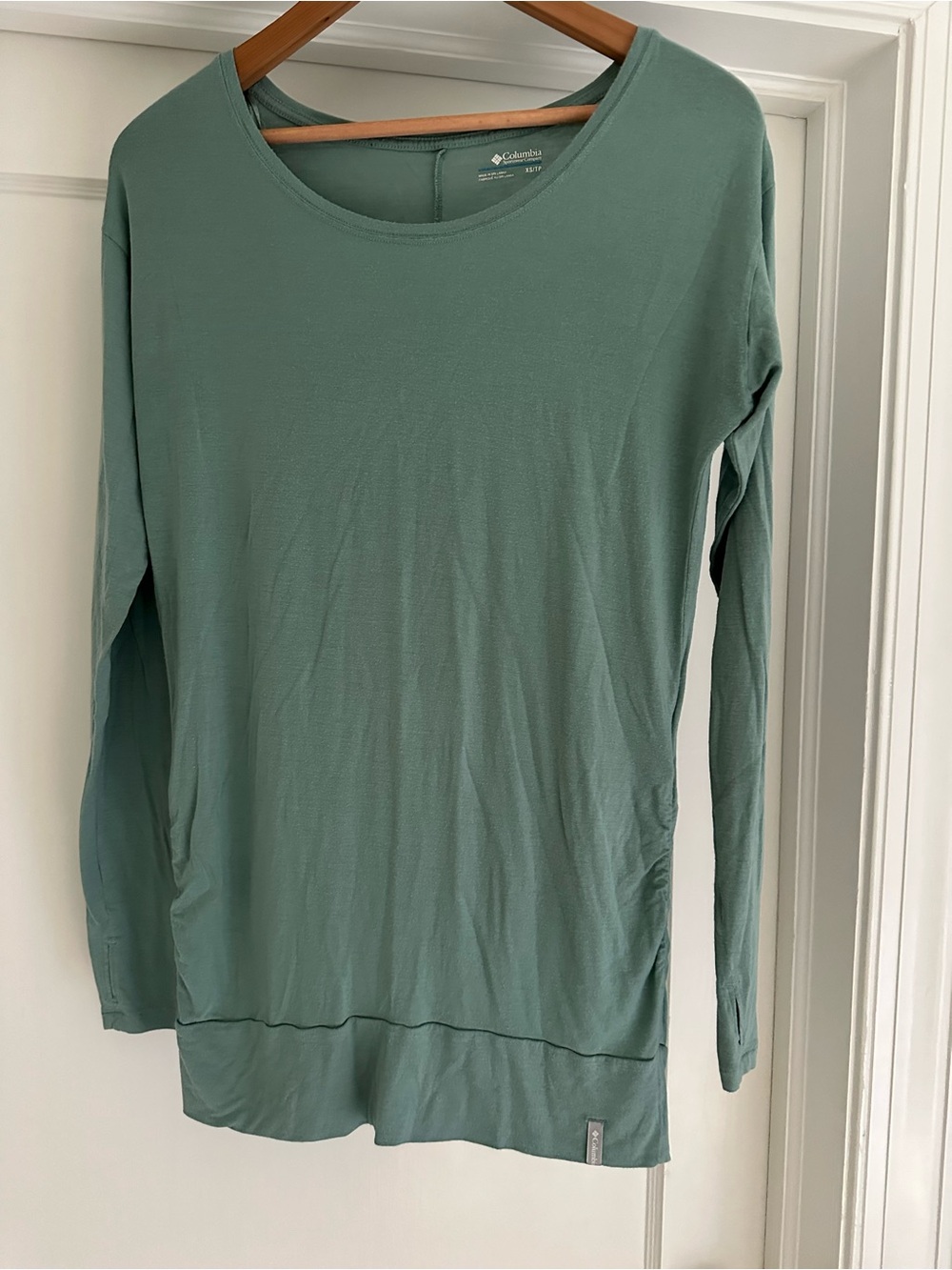 NWOT Columbia Long Sleeve Scoop Neck Top — Seafoam